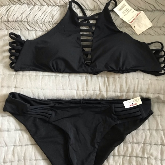 Coastal Waves Other - Black bikini set
